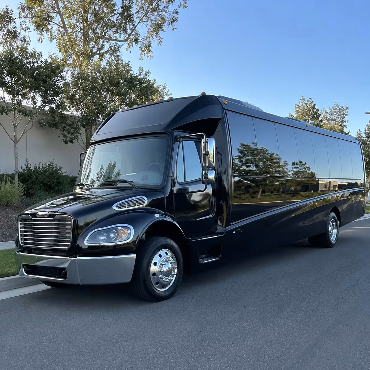 28 passenger minibus
