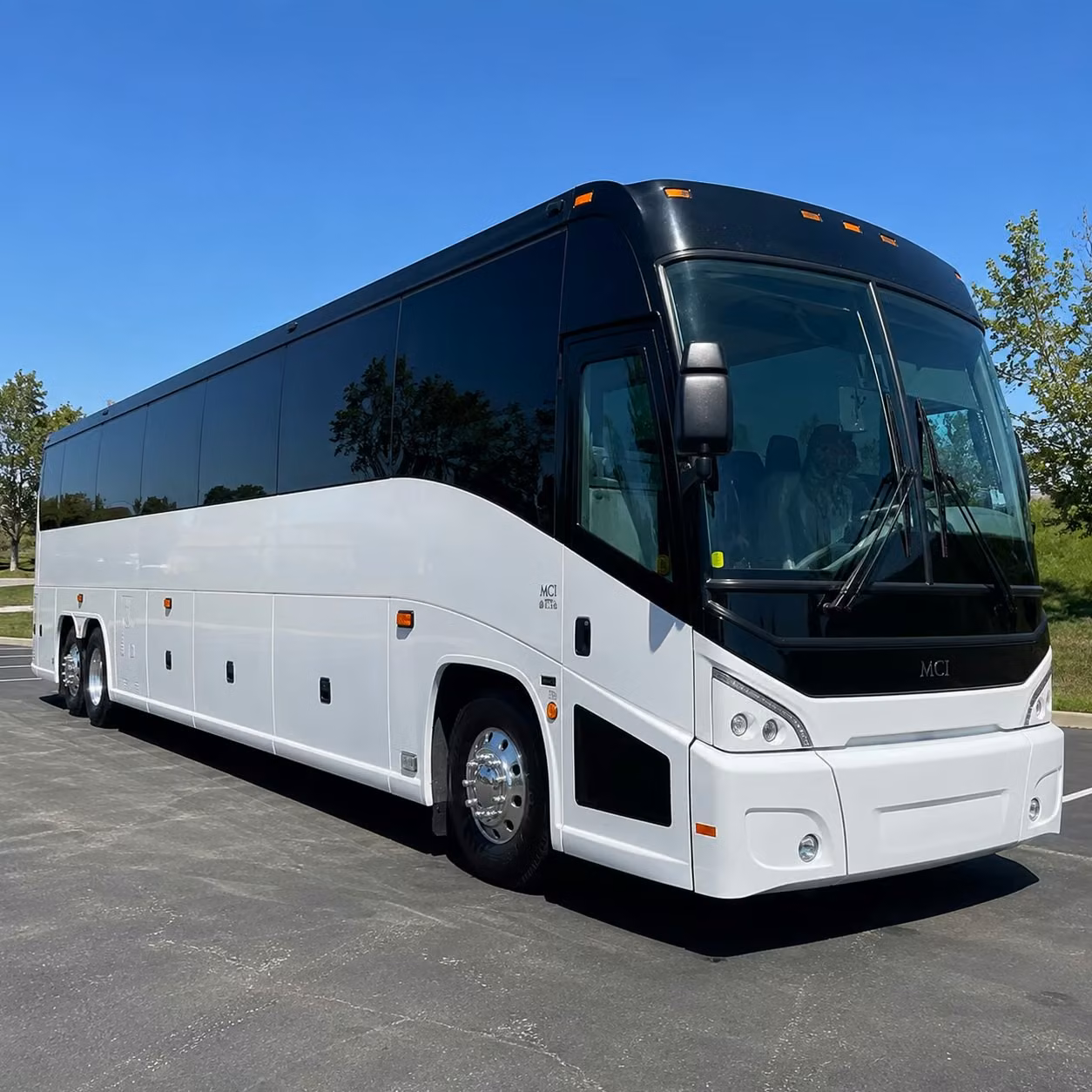 daily commuter shuttle routes along shawnee mission parkway and k 7